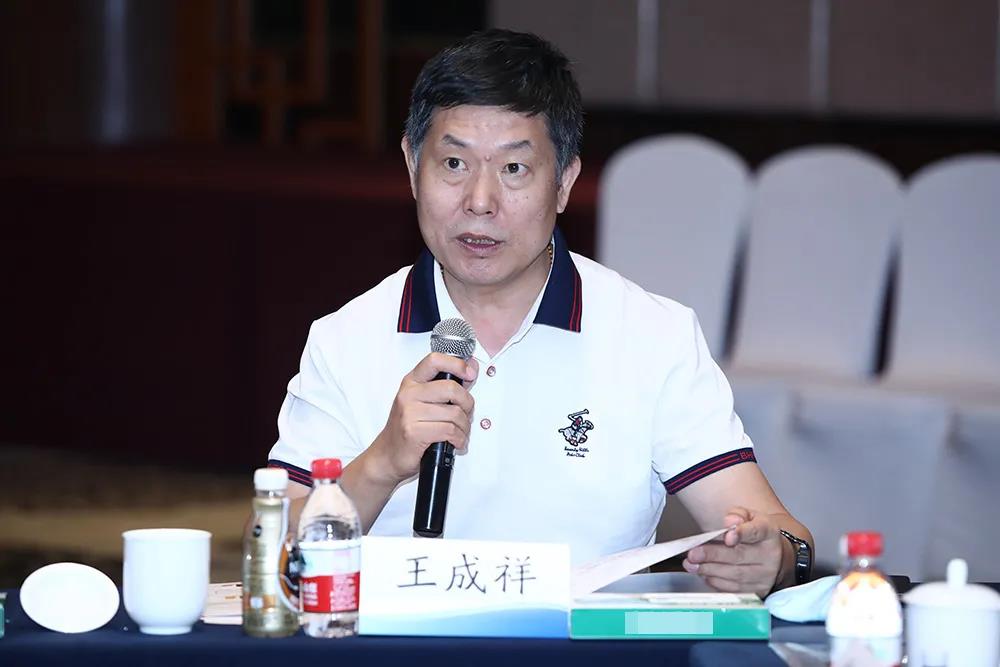 北(běi)京康衆時(shí)代助力“呼吸領域産品定位暨臨床研究方案專家(jiā)論證會(huì)” 順利召開(kāi) 北(běi)京康衆時(shí)代助力“呼吸領域産品定位暨臨床研究方案專家(jiā)論證會(huì)” 順利召開(kāi)