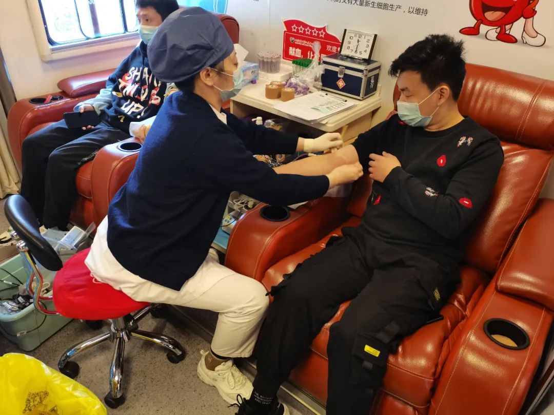 同血脈恒自(zì)強,康衆人(rén)向生(shēng)命獻禮 同血脈恒自(zì)強,康衆人(rén)向生(shēng)命獻禮