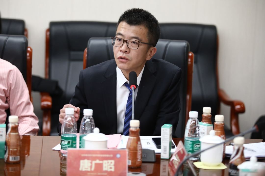 “膚康搽劑上(shàng)市(shì)後再評價臨床研究項目專家(jiā)論證會(huì)”在京成功舉辦 “膚康搽劑上(shàng)市(shì)後再評價臨床研究項目專家(jiā)論證會(huì)”在京成功舉辦