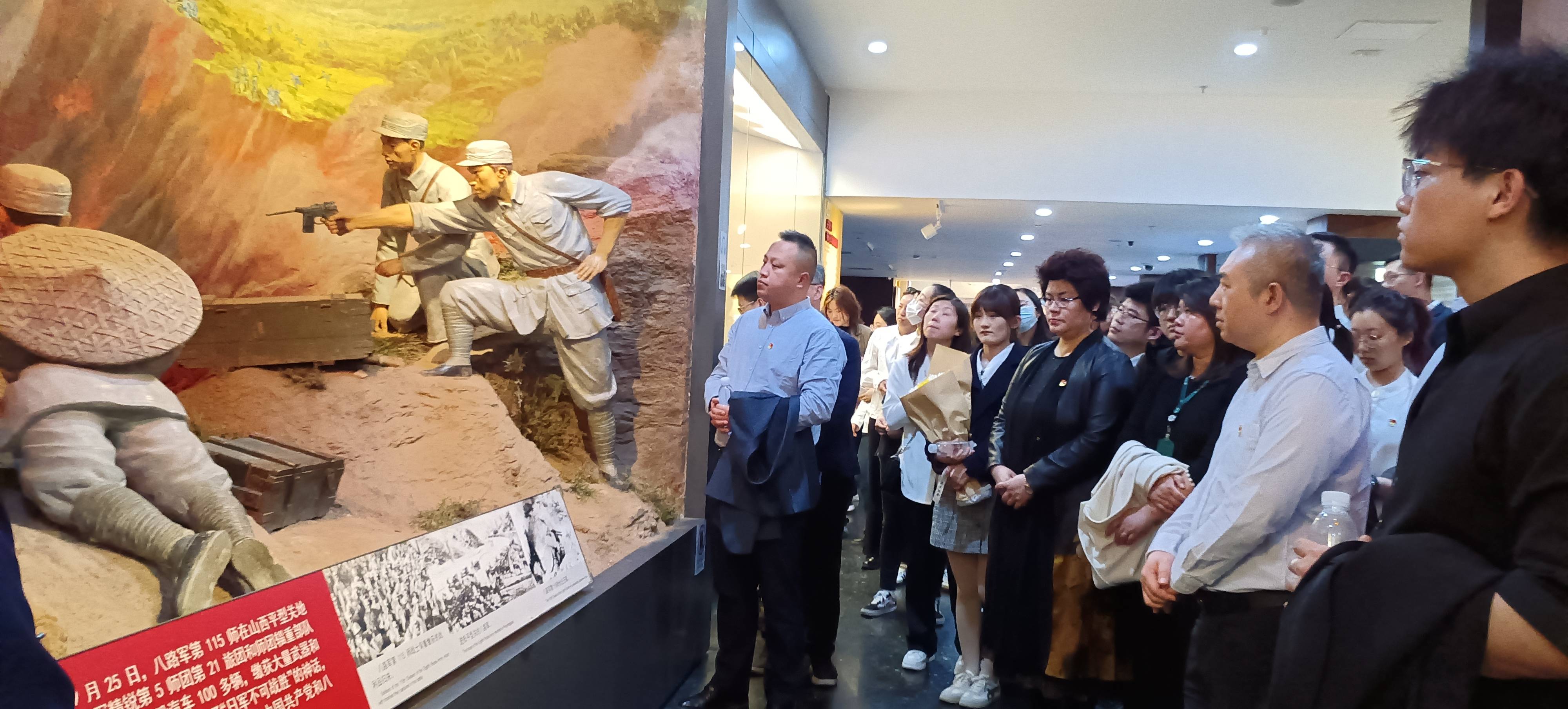 共築抗戰精神,培育愛(ài)國(guó)情懷 ——康衆集團黨支部赴中國(guó)人(rén)民(mín)抗日(rì)戰争紀念館開(kāi)展主題黨日(rì)活動 共築抗戰精神,培育愛(ài)國(guó)情懷 ——康衆集團黨支部赴中國(guó)人(rén)民(mín)抗日(rì)戰争紀念館開(kāi)展主題黨日(rì)活動