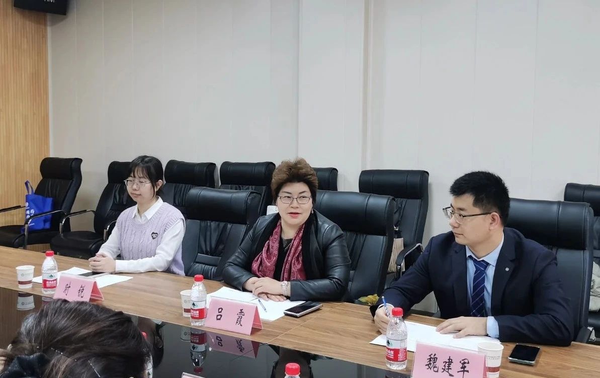 康衆時(shí)代集團赴中國(guó)中醫(yī)科(kē)學院西(xī)苑醫(yī)院山(shān)西(xī)醫(yī)院考察交流，深化(huà)合作(zuò)、共赢發展