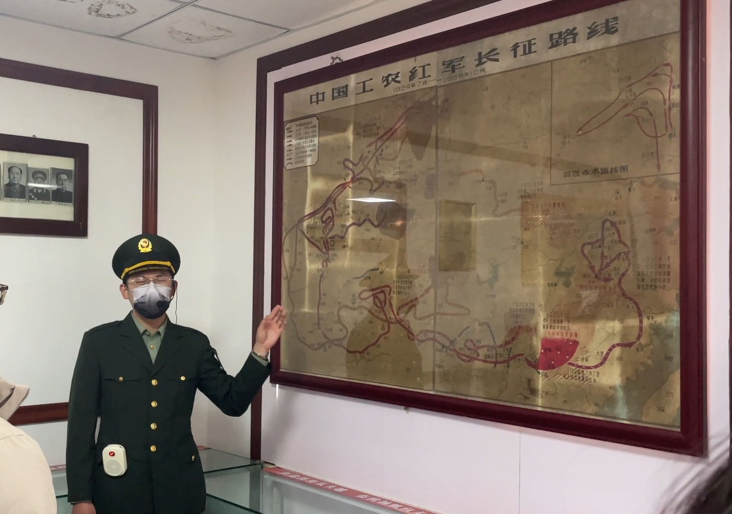 重溫峥嵘歲月(yuè)，緬懷革命先烈——康衆集團黨支部赴響水(shuǐ)湖(hú)長(cháng)城(chéng)紅(hóng)色教育基地(dì)開(kāi)展主題黨日(rì)活動