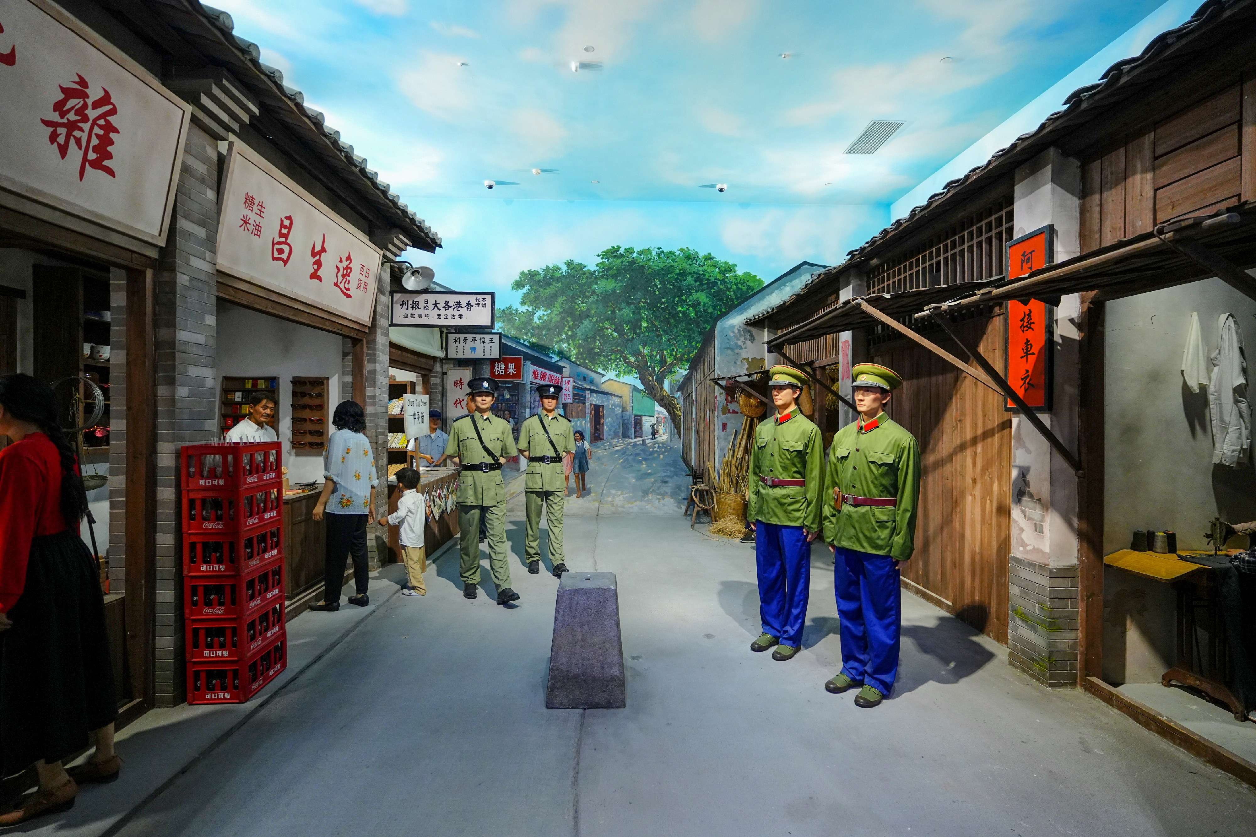 蓮花(huā)峰頂憶改革壯舉,珠江潮頭繪時(shí)代藍(lán)圖——康衆集團黨支部赴深圳開(kāi)展主題黨日(rì)活動 蓮花(huā)峰頂憶改革壯舉,珠江潮頭繪時(shí)代藍(lán)圖——康衆集團黨支部赴深圳開(kāi)展主題黨日(rì)活動